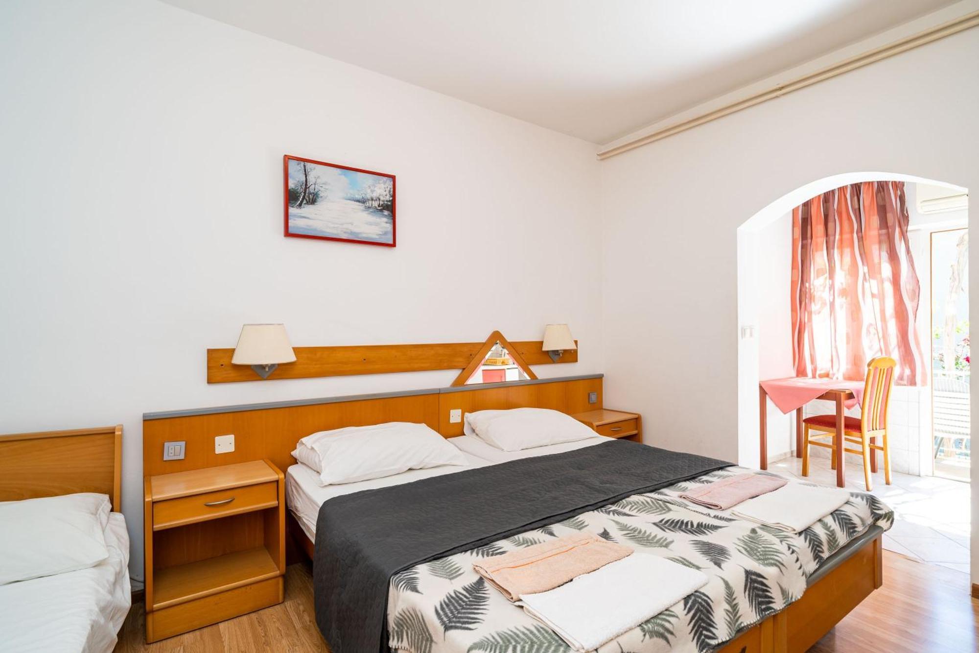 Apartments Klis Mlini Oda fotoğraf