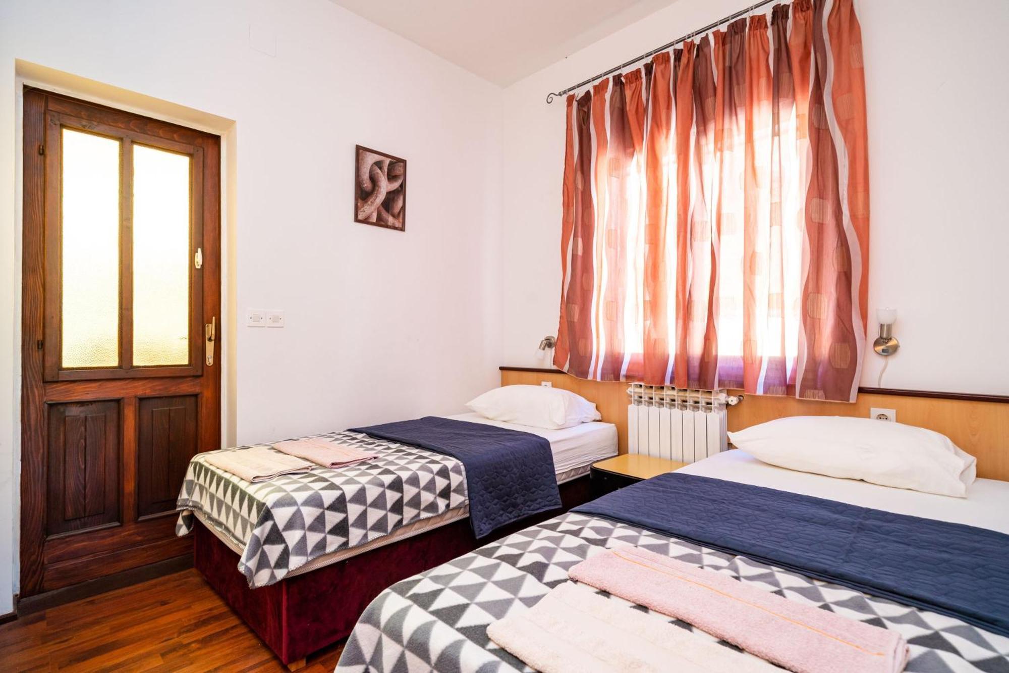 Apartments Klis Mlini Oda fotoğraf